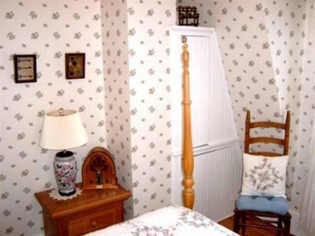 Brookview Manor Inn Main image 1